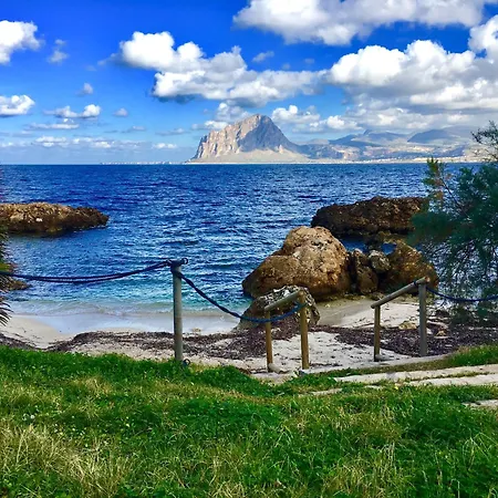 Dom wakacyjny Casa Calipso Tonnara di Bonagia